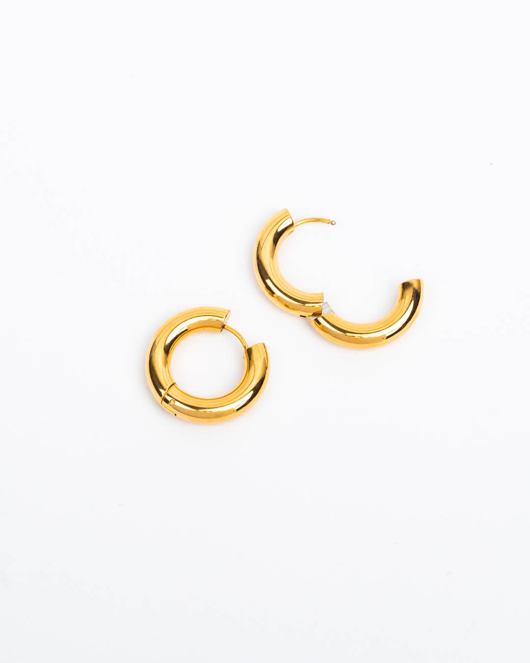 Adia Hoops