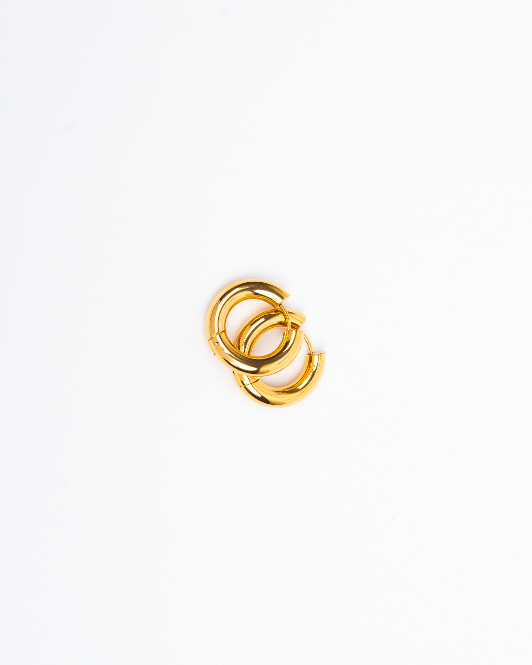 Adia Hoops