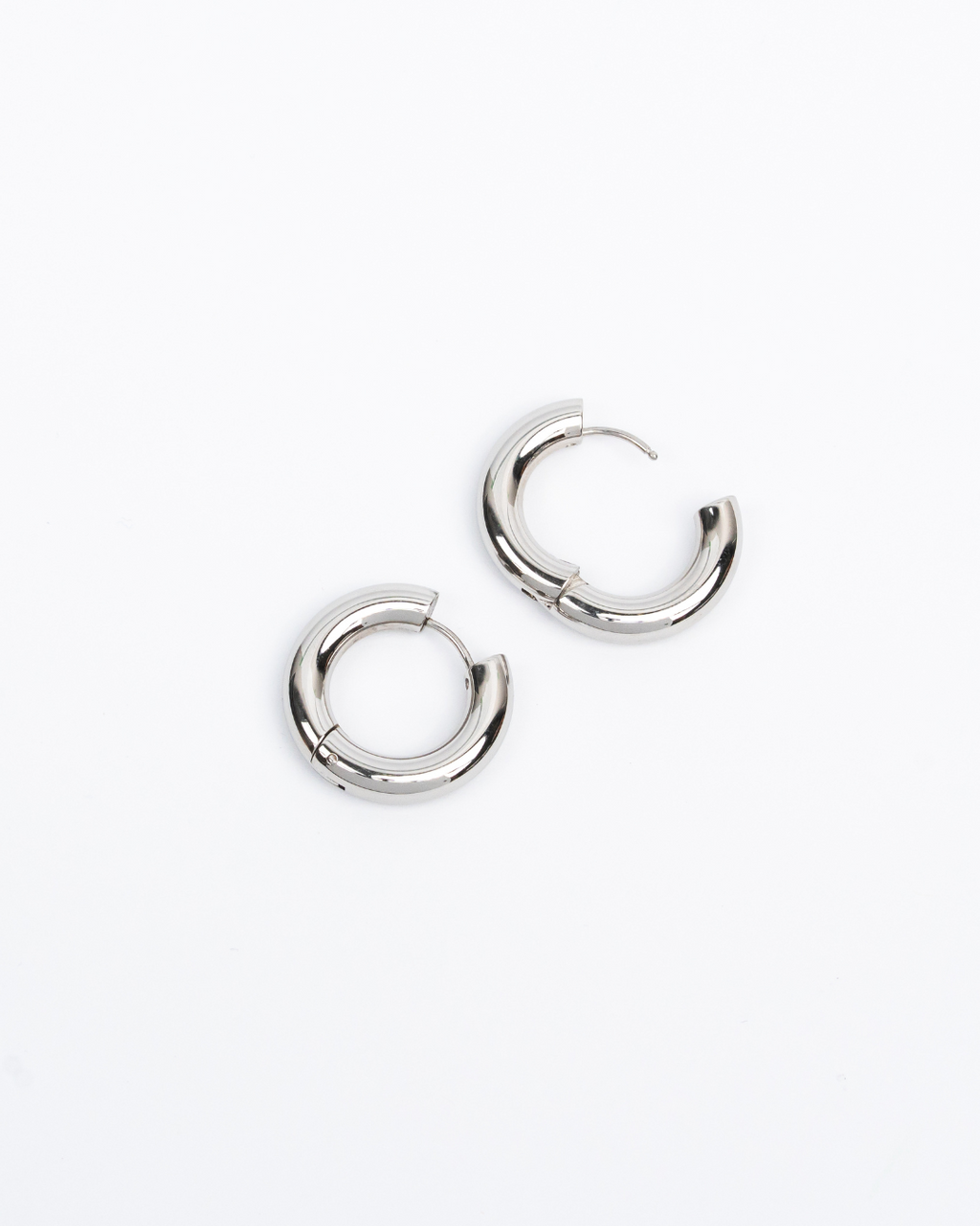 Adia Hoops